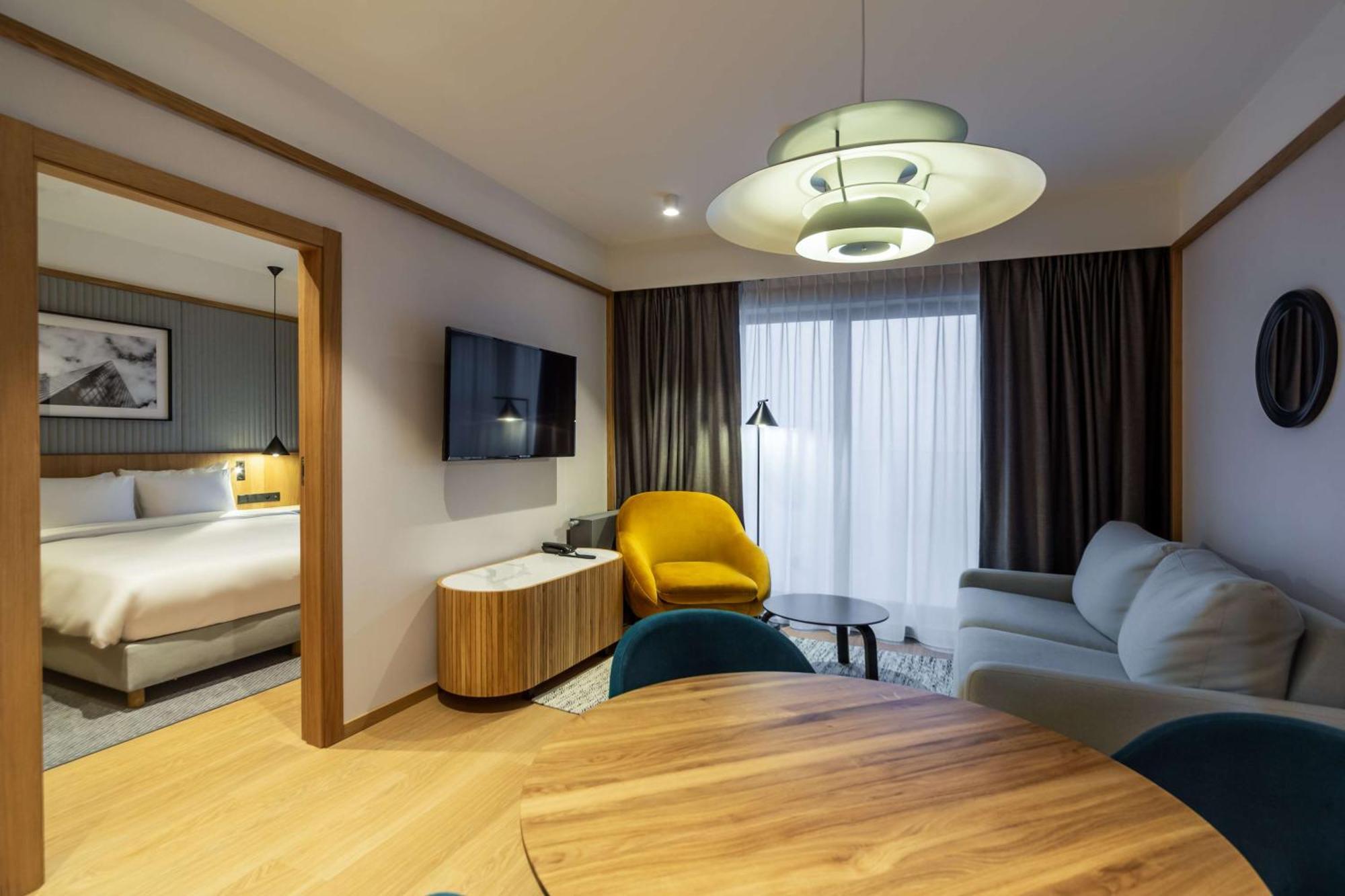 Radisson Hotel & Suites, Gdansk, Wyspa Spichrzow Экстерьер фото
